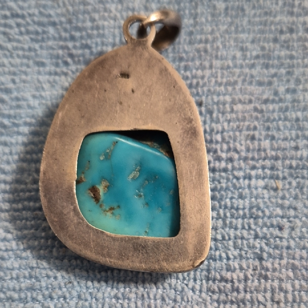 Turquoise Silver Pendant - Picture 15 of 16